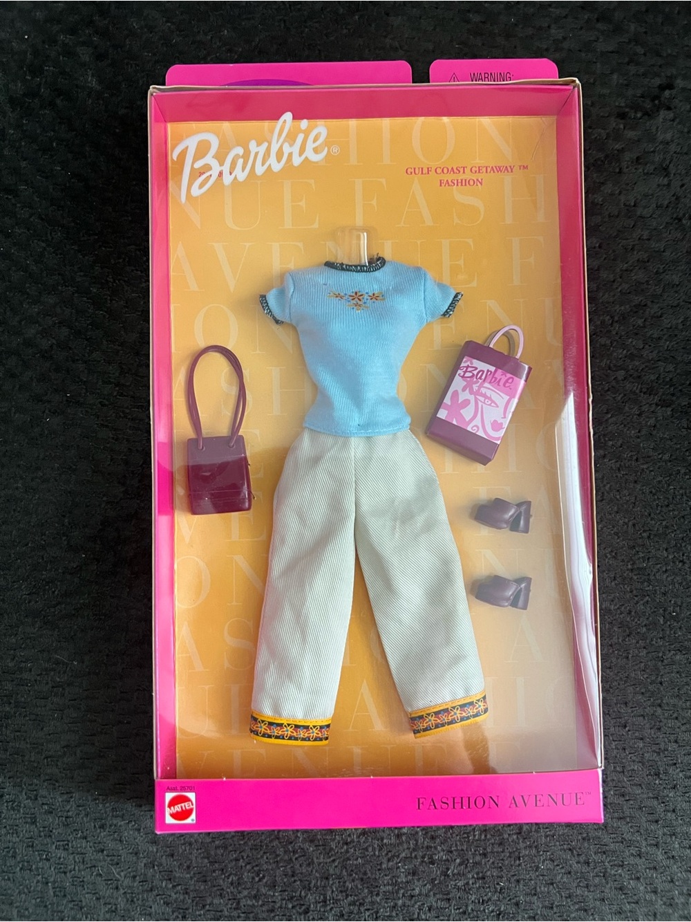 Barbie Fashion Avenue outfit